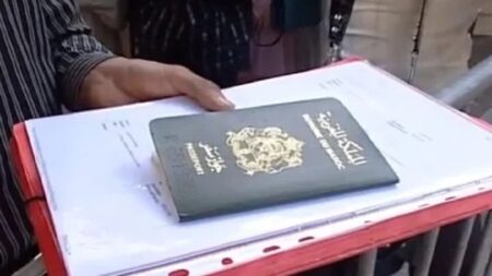 تفاصيل الإجراء الجديد للحصول على “فيزا” فرنسا، و القطع مع السماسرة. تفاصيل الإجراء الجديد للحصول على "فيزا" فرنسا، و القطع مع السماسرة.