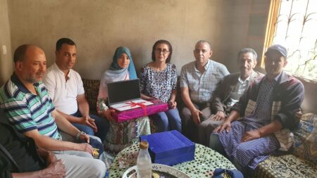أكاديمية سوس ماسة تمنح جائزة التفوّق والتميّز للتلميذة "سميرة.ب".