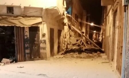 استنفار كبير إثر انهيار أربعة منازل في منطقة سكنية