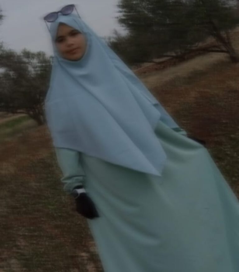 مناشدة للبحث عن فتاة متغيبة بعدما غادرت بيت الأسرة