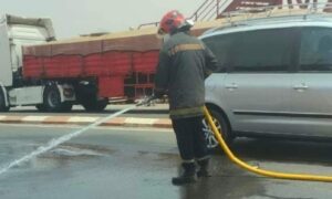 شاحنة كبيرة تقت. ل سيدة بسيدي بيبي وترسل أخرى للإنعاش