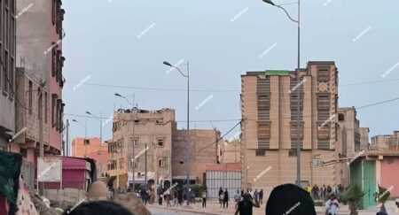 اشتوكة : عراك جماعي بين الساكنة ومهاجرين جنوب الصحراء يعيد إلى الواجهة مطالب وقف عمليات "الترحيل"
