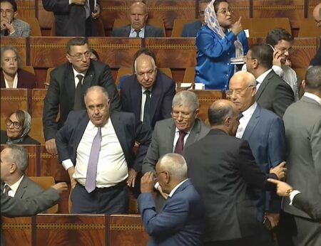 انسحاب المعارضة من مجلس النواب احتجاجًا على رفض الحكومة التفاعل مع المواضيع الطارئة انسحاب المعارضة من مجلس النواب احتجاجًا على رفض الحكومة التفاعل مع المواضيع الطارئة