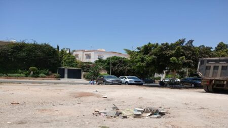 أكادير و بالصور: تحويل بقعة أرضية لمطرح للنفايات، يثير سخط و تدمر المواطنين، وسط مطالب بتدخل الجهات المعنية للإنصاف.