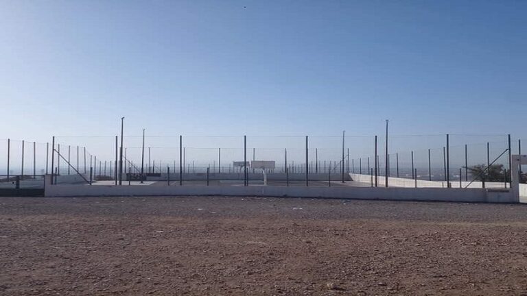 أكادير الكبير: إقصاء ملاعب القرب بحي إغيل أوضرضور من التهيئة يثير غضب الساكنة المحلية