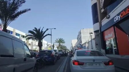 أكادير : ازدحام مروري شديد يحول حياة السائقين إلى جحيم لا يطاق.