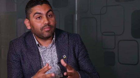 عبدالله بوشطارت: تساؤلات حول لقاء وزير الفلاحة بخصوص مشروع المنتزه الطبيعي للأطلس الصغير