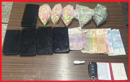 توقيف 4 أشخاص لهم علاقة بشبكة إجرامية تنشط في ترويج المخدرات والمؤثرات العقلية.