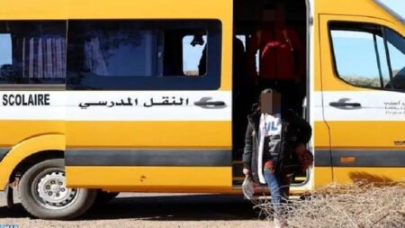 أكادير: تلاميذ مهددون بالانقطاع عن الدراسة بسبب غياب النقل المدرسي