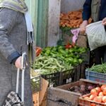 وهبي يشهر ورقة الاقتطاع في وجه الموظفين المضربين عن العمل