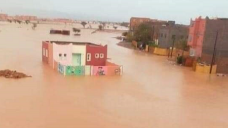 فيضانات طاطا : السكان يلجأون إلى الجبال..، طرق مقطوعة، و دواوير محاصرة.
