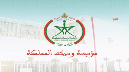 وسيط المملكة يلتقي بطلبة كليات الطب والصيدلة، ويبسط مقترحا جديدا لإنهاء الأزمة