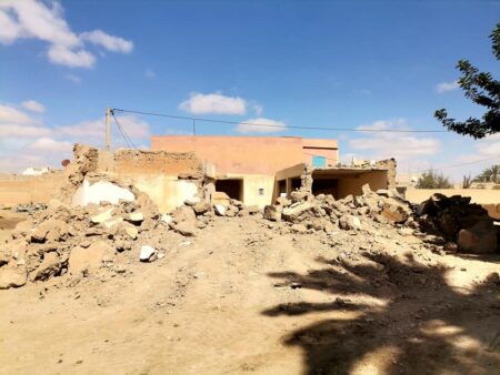 العثور على جماجم وعظام بشرية في ورش مسجد يستنفر درك تزنيت العثور على جماجم وعظام بشرية في ورش مسجد يستنفر درك تزنيت
