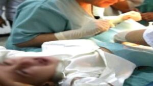 عملية ختان جماعية لأزيد من 20 طفلا تتحول إلى مأساة 2 Circoncision