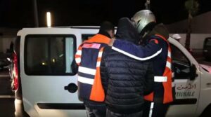 تدخل أمني حازم لتحييد خطر مجرم مسلح من ذوي السوابق 9 Polic