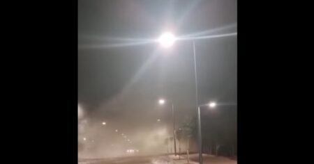 أكادير (+فيديو) : انفجار أنبوب من الماء يتسبب في ضياع كميات كبيرة من هذه المادة في زمن الندرة و الإجهاد.