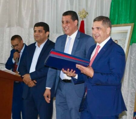 والي جهة سوس ماسة يفتتح الدورة التاسعة للمعرض الجهوي للصناعة التقليدية بأكادير