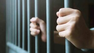 بطائق مزورة للأمم المتحدة تزج برجل ستيني في السجن 8 prison