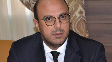 هيئة رئاسة الأغلبية تحسم في ترشيح ولد الرشيد لرئاسة مجلس المستشارين.