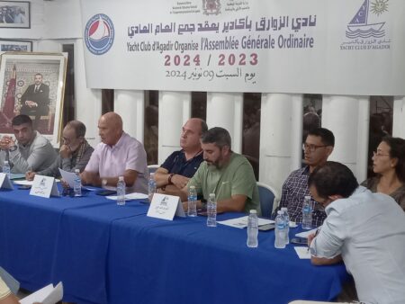 نادي الزوارق بأكادير يعقد جمعه العادي ويقاضي الجامعة الملكية للزوارق الشراعية