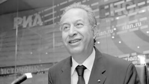 اللاعب والديبلوماسي المغربي السابق عبد القادر لشهب في ذمة الله.