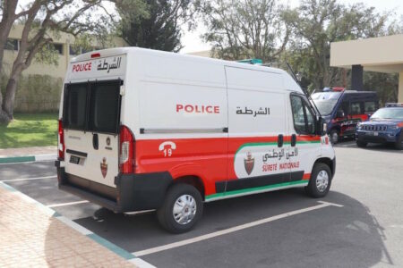 أيت ملول: تكسير زجاج مجموعة من السيارات وسرقة ما بداخلها يستنفر المصالح الأمنية