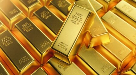 الذهب يقفز إلى مستوى قياسي جديد وسط تصاعد التوترات التجارية