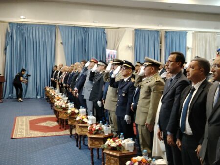 والي جهة سوس ماسة يترأس مراسيم الانصات للخطاب الملكي بمناسبة ذكرى المسيرة الخضراء.