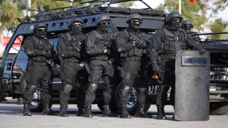 أكادير : التحضير للهجرة السرية يقود فرقة مكافحة العصابات لتوقيف عشريني، و ضبط عدد من المرشحين بأكادير و إنزكان.