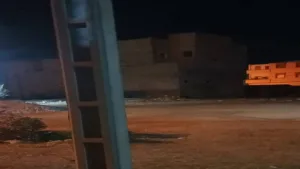 سوس ماسة: غياب الإنارة العمومية بمنطقة سكنية يعرض القاطنين للمخاطر، وسط مطالب بتدخل الجهات الوصية
