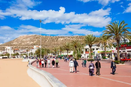 أكادير تتألق: نمو سياحي ملحوظ في الأشهر الأربعة الأولى من 2025