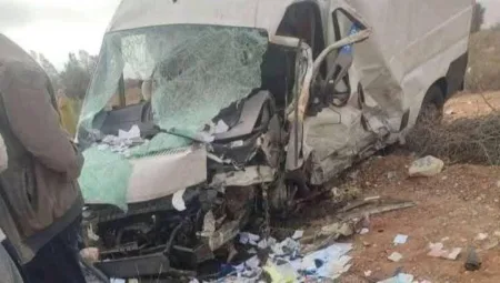 تارودانت : حادثة سير مميتة إثر إصطدام قوي بين طاكسي و سيارة نفعية.