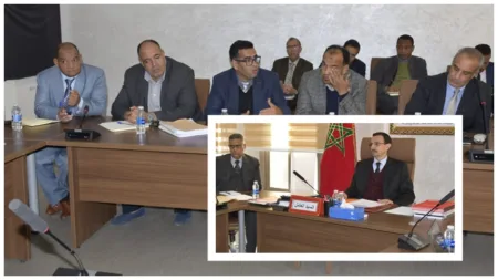 اجتماع طاطا: استعراض نسب إنجاز مشاريع سياسة المدينة وتعزيز التنسيق لتطوير التجزئات السكنية اجتماع طاطا: استعراض نسب إنجاز مشاريع سياسة المدينة وتعزيز التنسيق لتطوير التجزئات السكنية