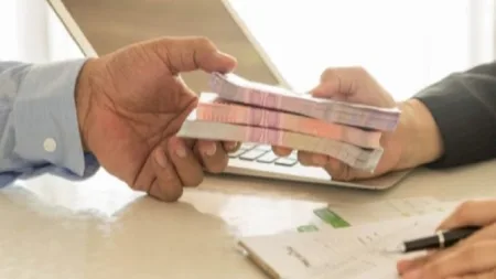 السطو على قروض بنكية من طرف مهاجرين أفارقة يستنفر مصالح الرقابة الداخلية السطو على قروض بنكية من طرف مهاجرين أفارقة يستنفر مصالح الرقابة الداخلية
