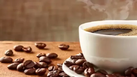 أسعار قهوة أرابيكا تتجاوز 7.9 ألف دولار للطن.. ارتفاع قياسي غير مسبوق!