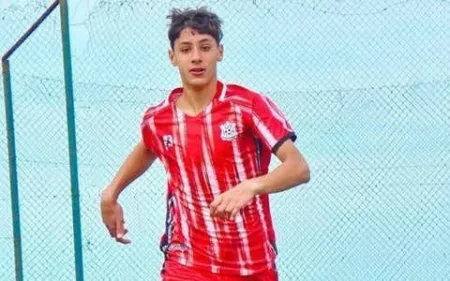 حادثة سير مروعة تنهي حياة لاعب كرة قدم، يوما واحدا قبل عيد ميلاده