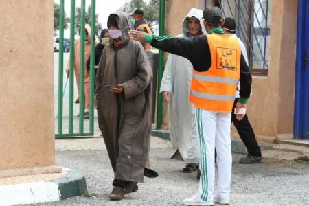 "التهميش" يعمق معاناة الأعوان المختصين باستقبال المرتفقين الأمازيغ في الإدارات العمومية