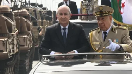 عصابة النّظام الجزائري يتجرّعون السّمّ من نفس الكأس…!