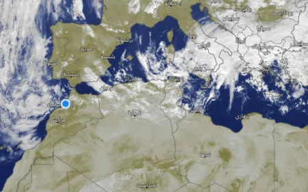 تنبيه جوي: منخفض قطبي يغطي قمم المغرب بالثلوج وأمطار رعدية مرتقبة في عدة جهات ضمنها سوس ماسة
