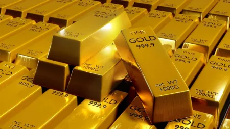 الذهب يشهد أكبر خسارة أسبوعية منذ أشهر بفعل ارتفاع الدولار وترقب بيانات التضخم الأمريكية