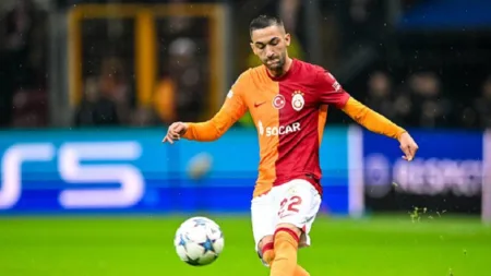 حكيم زياش ينضم إلى نادي النصر الإماراتي: صفقة انتقال حر تُنعش آمال الفريق حكيم زياش ينضم إلى نادي النصر الإماراتي: صفقة انتقال حر تُنعش آمال الفريق