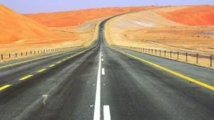 تمديد مهام المديرية المؤقتة لمواصلة أشغال الطريق الوطنية بين تزنيت والداخلة حتى 2026