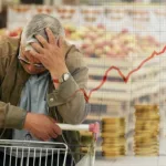 اصطدام حافلة وشاحنة لنقل البضائع يرسل 20 شخصا إلى المستشفى