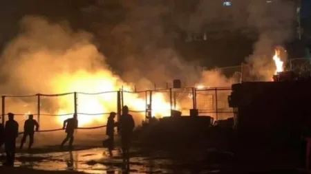 حريق مهول بسوق الجملة بتطوان يستنفر السلطات والتجار