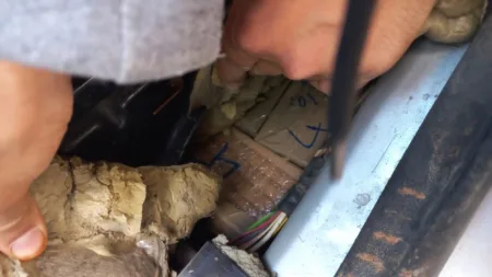 كمين محكم يطيح بمُهرب مخدرات رفقة ابنه القاصر بمدخل أكادير