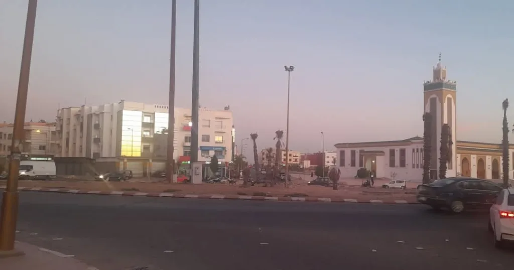 الوضعية الكارثية لمدخل الحي المحمدي بأكادير تجلب تنبيهات رواد مواقع التواصل الاجتماعي