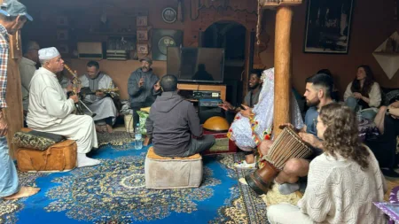 أكادير 24 يحل ضيفا على "علي فايق" بدار الفن بسبت أيت ميلك (+فيديو)