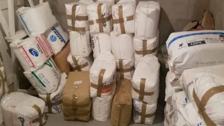 تفتيش شاحنة يحبط تهريب أطنان من الأكياس البلاستيكية المحظورة