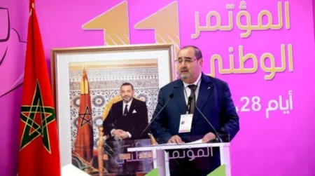تمرد داخلي في الاتحاد الاشتراكي: الشبيبة الاتحادية بفرنسا ترفض الولاية الرابعة وتطالب بالإصلاح