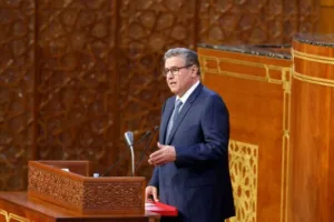 أخنوش: الاقتصاد المغربي يواصل النمو رغم التحديات العالمية